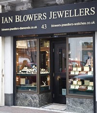 Ian Blowers Jewellers 423804 Image 1