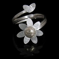 Lesley H Phillips Handmade Silver Jewellery UK 421002 Image 2