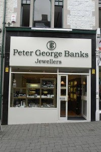 Peter George Banks Jewellers 420736 Image 0