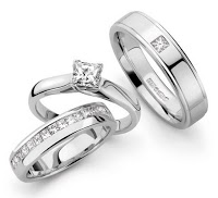 PinkPartnerships Britains First Gay Wedding Ring Specialist 428368 Image 1