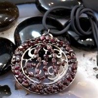 Stylish Jewellery Online Boutique 420866 Image 1